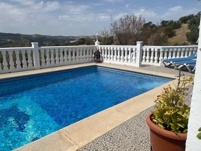 6 quarto Quinta/Casa Rural para venda em Iznajar com piscina - 385 000 € (Ref: 7060172)