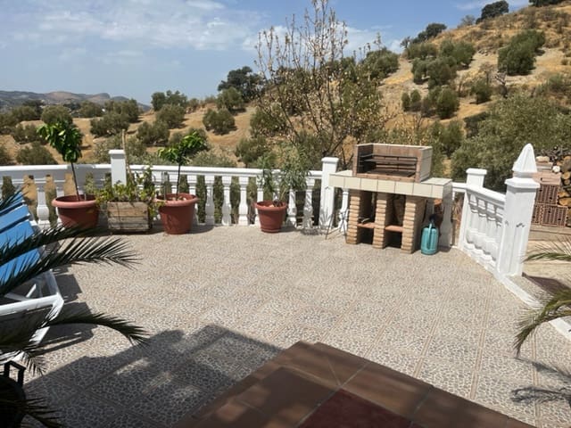 6 quarto Quinta/Casa Rural para venda em Iznajar com piscina - 385 000 € (Ref: 7060172)