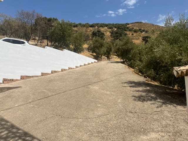 6 quarto Quinta/Casa Rural para venda em Iznajar com piscina - 385 000 € (Ref: 7060172)