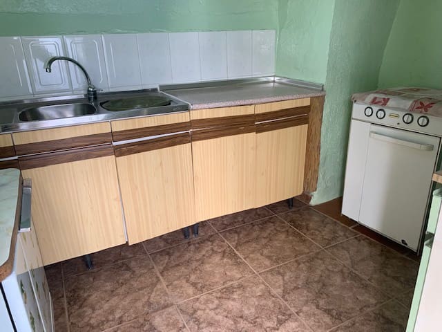 4 soveværelse Finca/Landehus til salg i Iznajar - € 85.000 (Ref: 7471901)