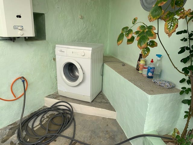 4 soveværelse Finca/Landehus til salg i Iznájar - € 85.000 (Ref: 7471901)