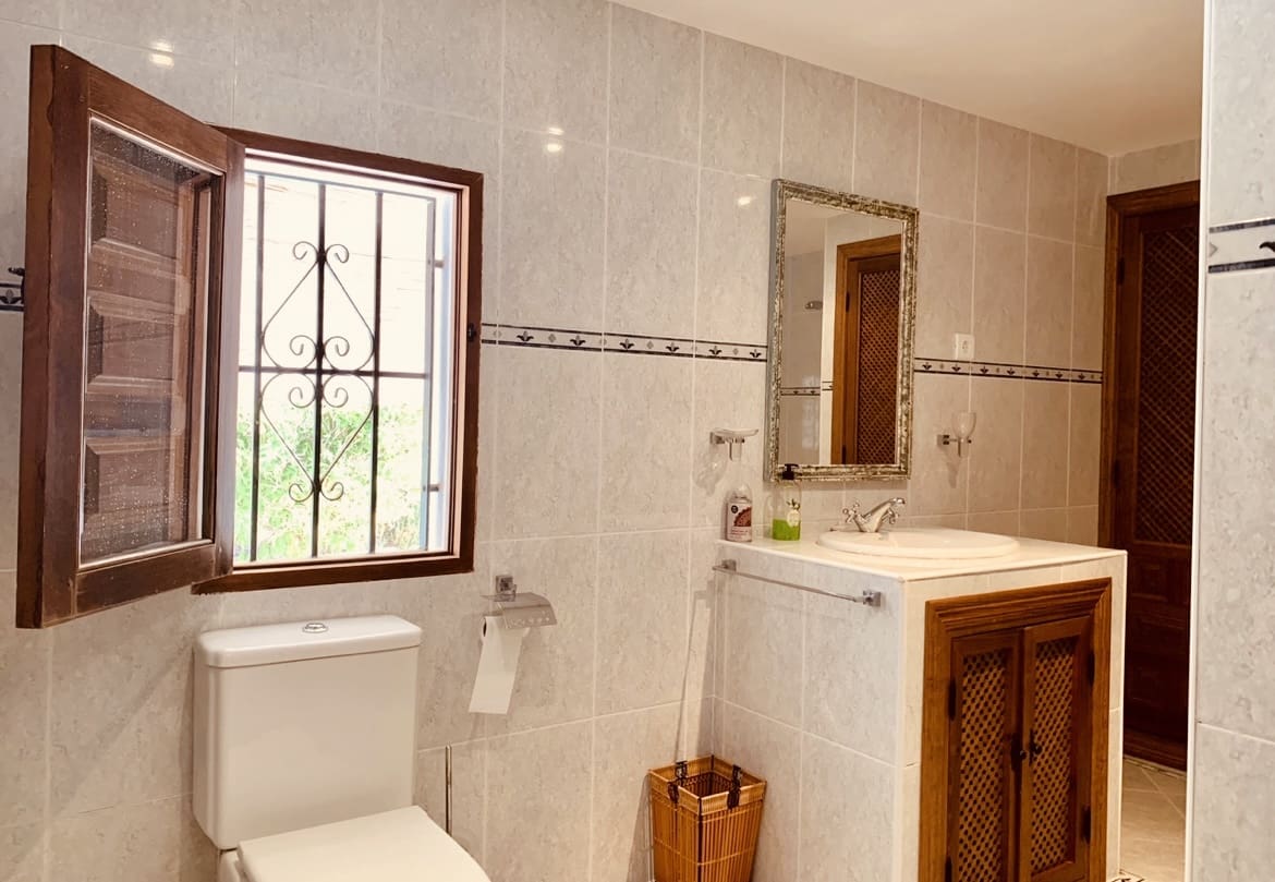 4 sovrum Finca/Hus på landet till salu i Iznajar med pool garage - 299 900 € (Ref: 7528729)