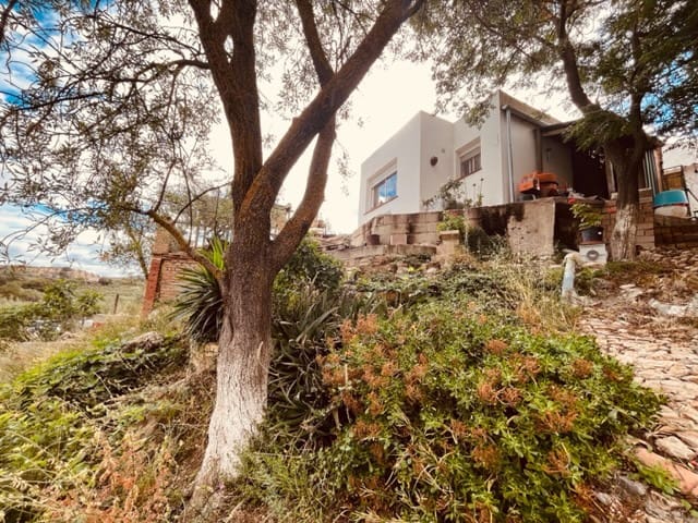 4 soveværelse Finca/Landehus til salg i Antequera - € 138.000 (Ref: 7622971)