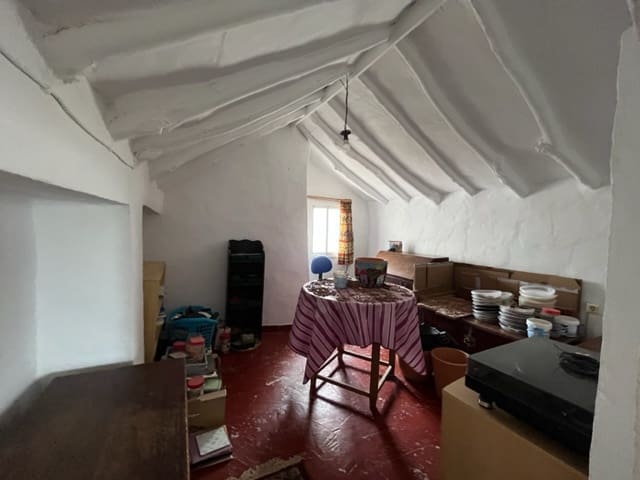 4 soveværelse Finca/Landehus til salg i Antequera - € 138.000 (Ref: 7622971)