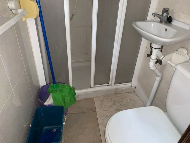 4 soverom Hus til salgs i Iznájar - € 75 000 (Ref: 7881596)