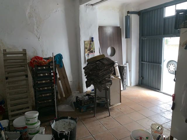 4 soveværelse Byhus til salg i Iznajar - € 75.000 (Ref: 7881596)