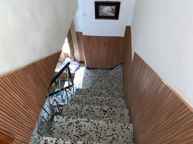 4 soveværelse Byhus til salg i Iznajar - € 75.000 (Ref: 7881596)