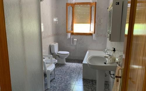 2 bedroom Finca/Country House for sale in Iznajar with garage - € 149,000 (Ref: 8092600)