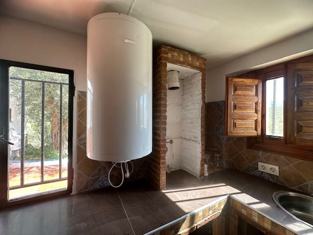 4 soveværelse Finca/Landehus til salg i Villanueva del Trabuco med garage - € 128.000 (Ref: 8107127)