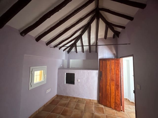 4 soveværelse Finca/Landehus til salg i Villanueva del Trabuco med garage - € 128.000 (Ref: 8107127)