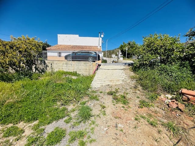 4 soveværelse Finca/Landehus til salg i Benamargosa med garage - € 185.000 (Ref: 8212349)