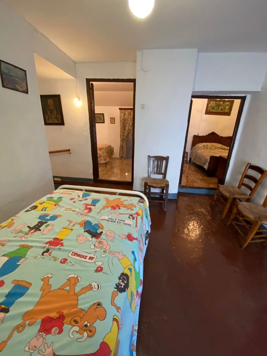 4 soverom Hus til salgs i Villanueva de Tapia - € 66 000 (Ref: 8238026)