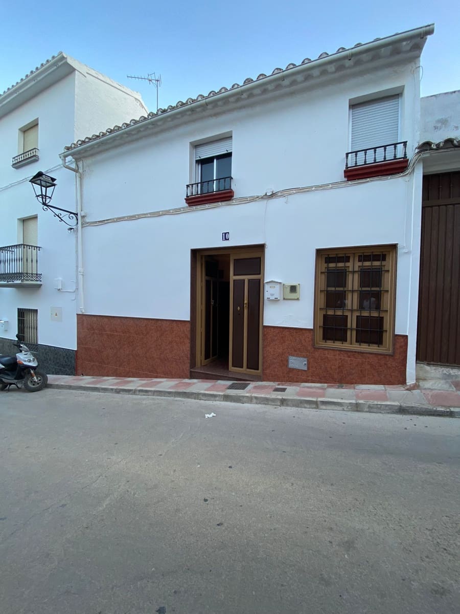 4 soverom Hus til salgs i Villanueva de Tapia - € 66 000 (Ref: 8238026)