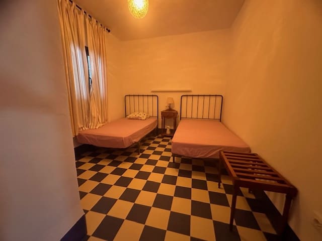 3 Zimmer Villa zu verkaufen in Fuente de Piedra mit Pool - 250.000 € (Ref: 8387709)