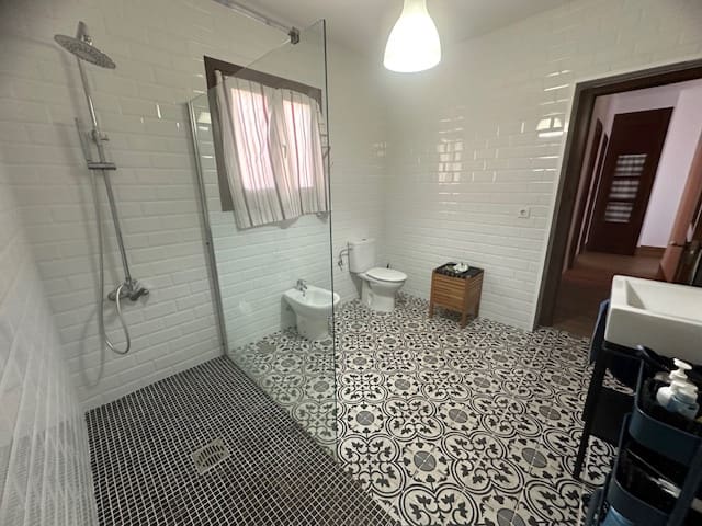 3 Zimmer Villa zu verkaufen in Fuente de Piedra mit Pool - 250.000 € (Ref: 8387709)