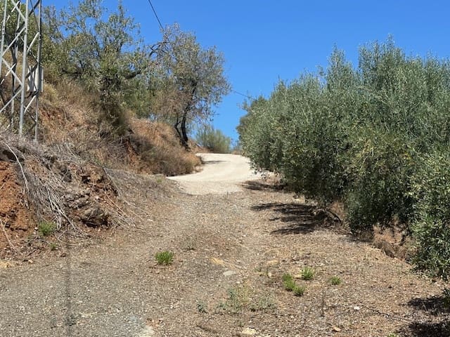 3 soveværelse Finca/Landehus til salg i Comares med garage - € 170.000 (Ref: 8428167)