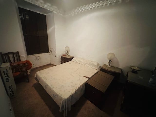 9 soveværelse Byhus til salg i Fuente de Piedra - € 269.000 (Ref: 8451534)