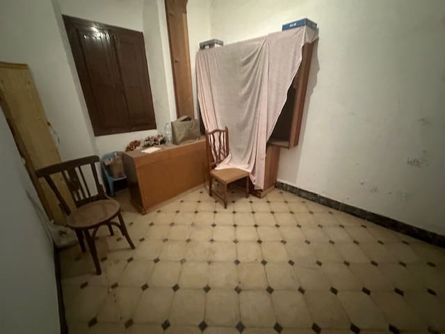 9 soveværelse Byhus til salg i Fuente de Piedra - € 269.000 (Ref: 8451534)