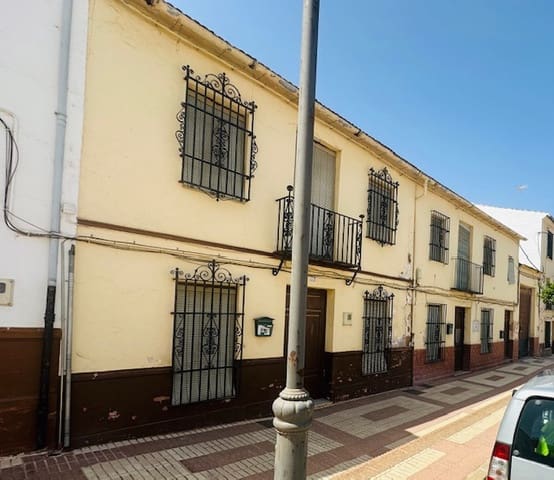 9 soveværelse Byhus til salg i Fuente de Piedra - € 269.000 (Ref: 8451534)