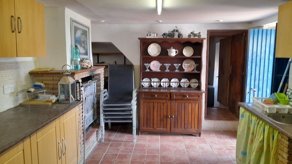 3 soveværelse Finca/Landehus til salg i Villanueva del Trabuco med garage - € 85.000 (Ref: 8513773)