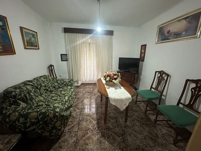 5 soverom Hus til salgs i Cuevas Bajas med garasje - € 79 000 (Ref: 8571302)