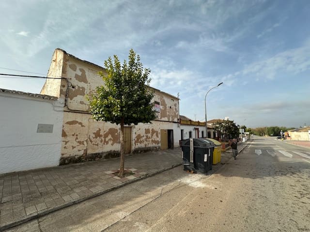 Hus til salgs i Fuente de Piedra - € 84 900 (Ref: 8700551)