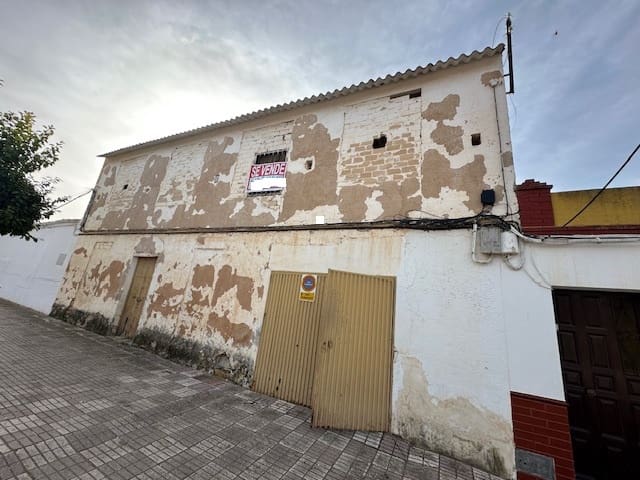 Hus til salgs i Fuente de Piedra - € 84 900 (Ref: 8700551)