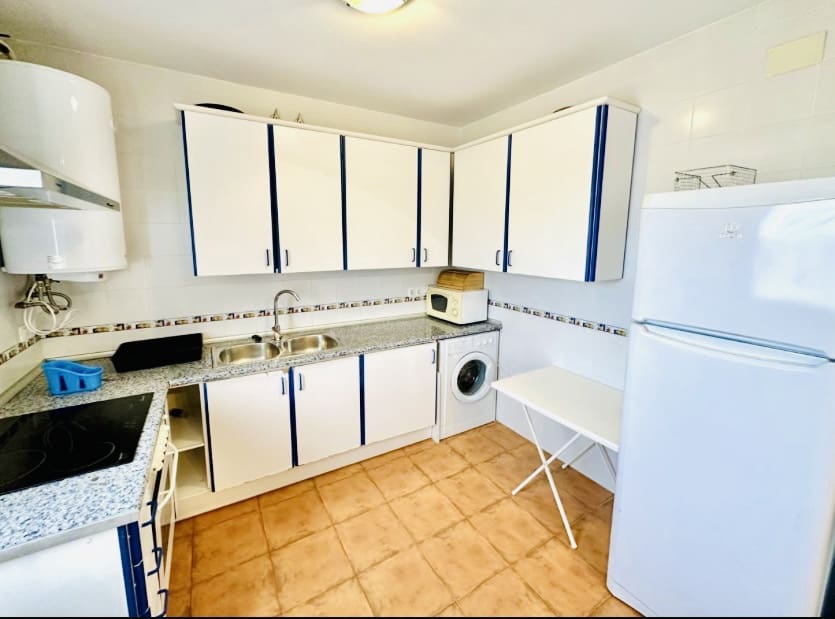 3 soveværelse Byhus til salg i Fuente de Piedra med swimmingpool - € 135.000 (Ref: 8718826)