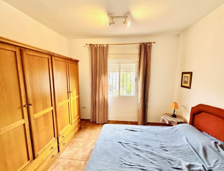 3 soveværelse Byhus til salg i Fuente de Piedra med swimmingpool - € 135.000 (Ref: 8718826)