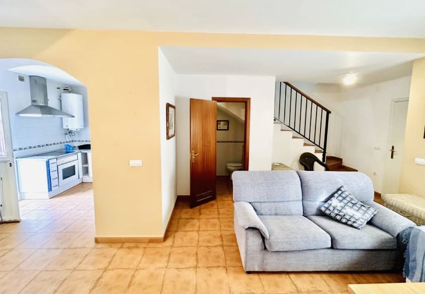 3 soveværelse Byhus til salg i Fuente de Piedra med swimmingpool - € 135.000 (Ref: 8718826)