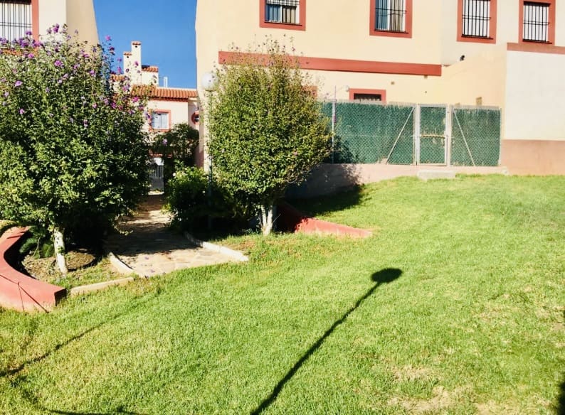 3 soveværelse Byhus til salg i Fuente de Piedra med swimmingpool - € 135.000 (Ref: 8718826)