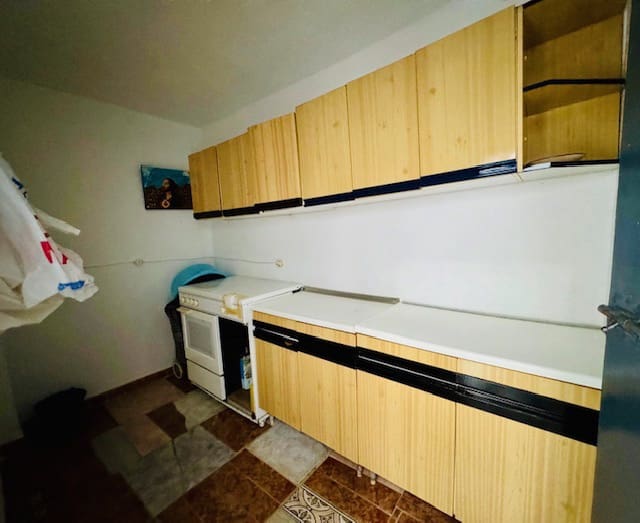 4 sypialnia Willa na sprzedaż w Villanueva de Algaidas - 126 000 € (Ref: 8728129)