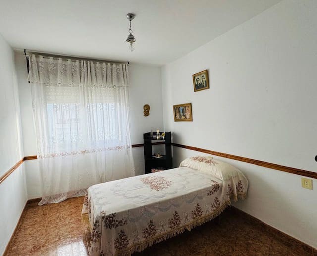 4 sypialnia Willa na sprzedaż w Villanueva de Algaidas - 126 000 € (Ref: 8728129)