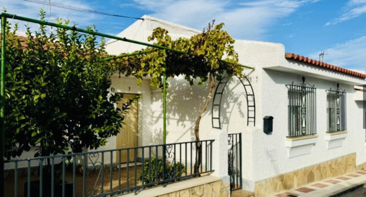 4 sypialnia Willa na sprzedaż w Villanueva de Algaidas - 126 000 € (Ref: 8728129)