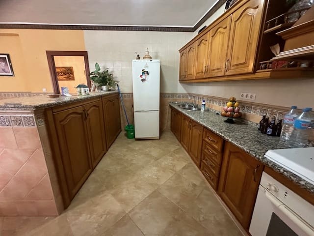 6 soveværelse Byhus til salg i Riogordo - € 175.000 (Ref: 8752945)