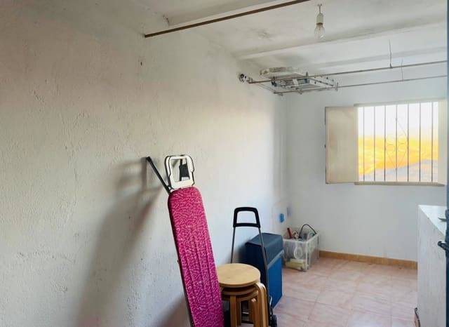 3 soverom Hus til salgs i Iznájar - € 69 900 (Ref: 8756492)