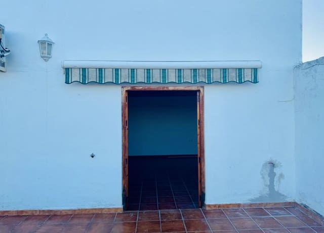 3 soverom Hus til salgs i Iznájar - € 69 900 (Ref: 8756492)