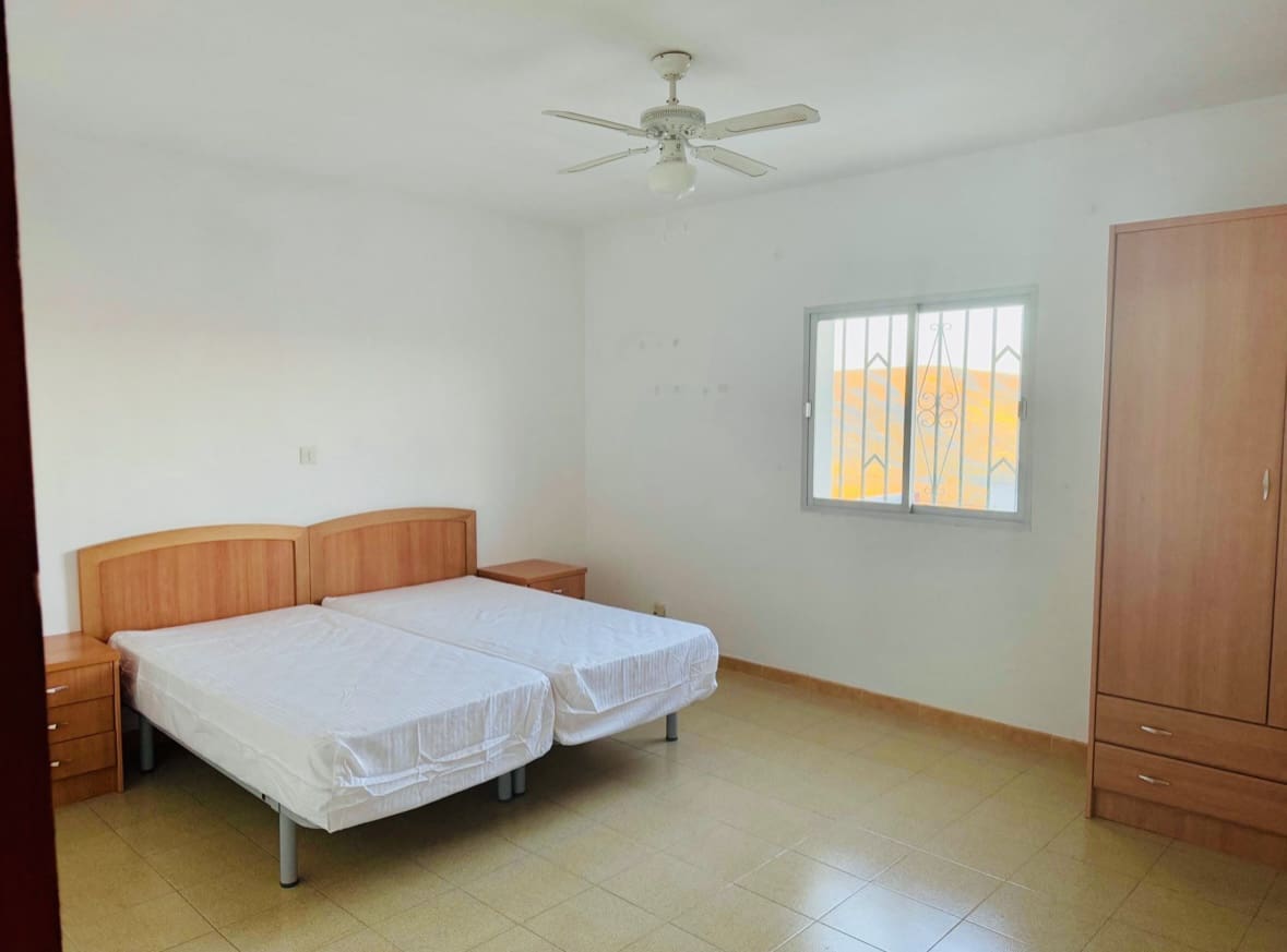 3 soveværelse Byhus til salg i Iznajar - € 69.900 (Ref: 8756492)