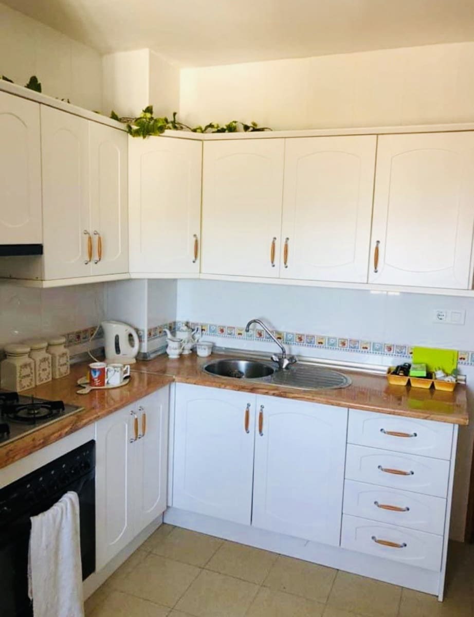 3 soveværelse Byhus til salg i Iznajar - € 69.900 (Ref: 8756492)