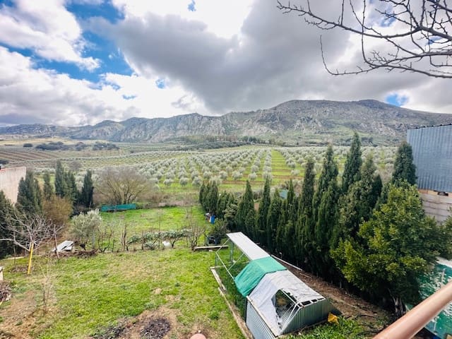 2 soveværelse Finca/Landehus til salg i Antequera - € 150.000 (Ref: 8774903)