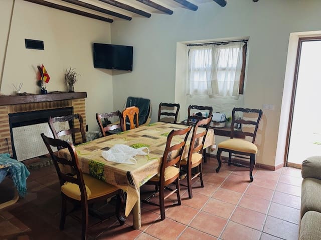 2 soveværelse Finca/Landehus til salg i Antequera - € 150.000 (Ref: 8774903)