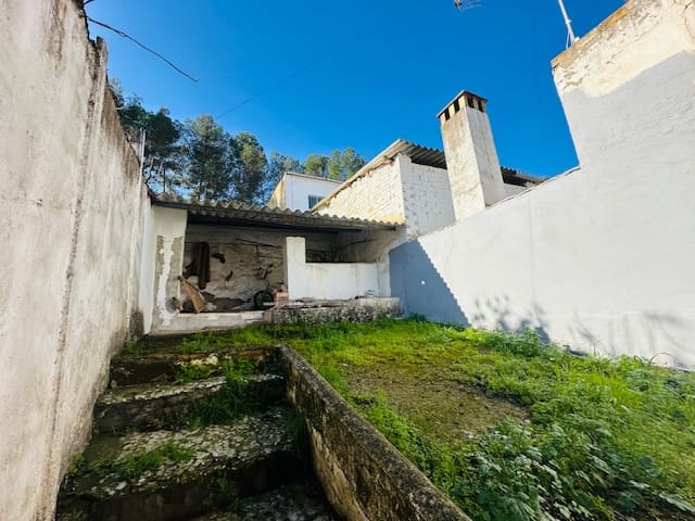 3 soverom Hus til salgs i Cuevas Bajas - € 48 000 (Ref: 8790053)