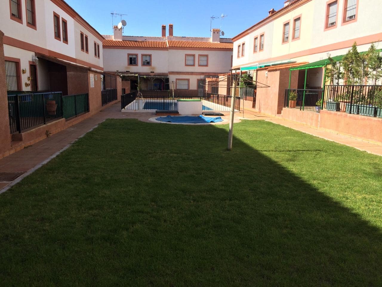 3 soveværelse Byhus til salg i Fuente de Piedra med swimmingpool - € 135.000 (Ref: 8826640)