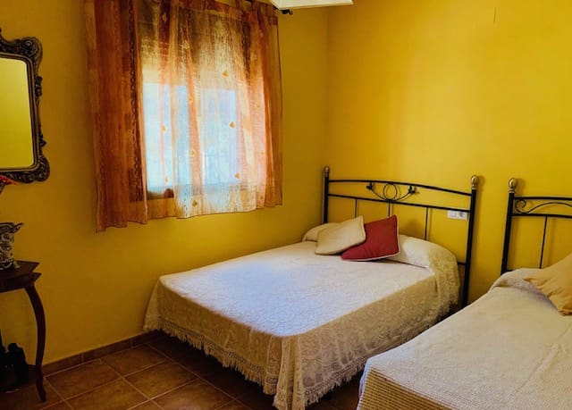 3 soveværelse Finca/Landehus til salg i Iznájar med swimmingpool - € 186.000 (Ref: 8915688)