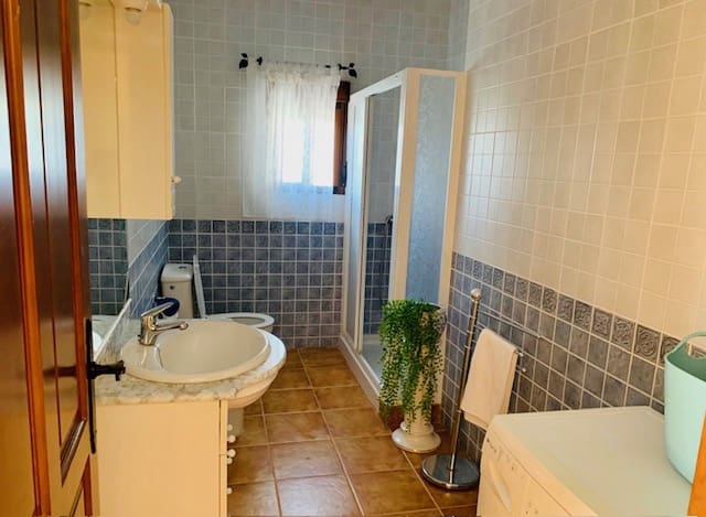 3 soveværelse Finca/Landehus til salg i Iznajar med swimmingpool - € 186.000 (Ref: 8915688)