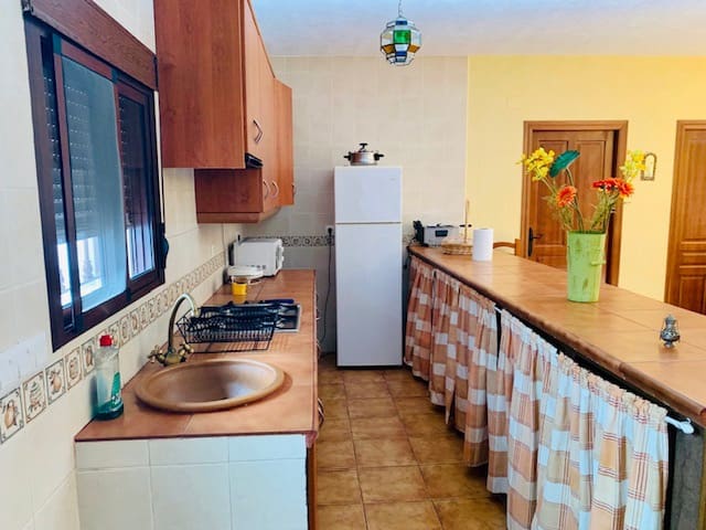 3 soveværelse Finca/Landehus til salg i Iznajar med swimmingpool - € 186.000 (Ref: 8915688)