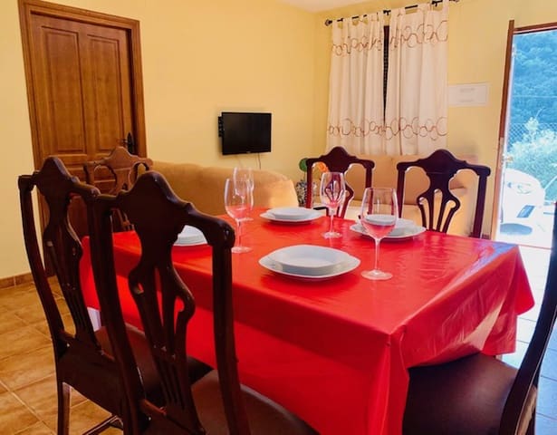 3 soveværelse Finca/Landehus til salg i Iznájar med swimmingpool - € 186.000 (Ref: 8915688)