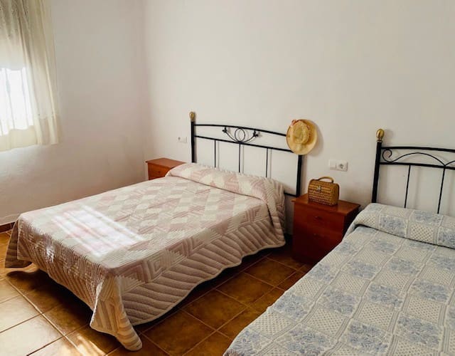 3 soveværelse Finca/Landehus til salg i Iznajar med swimmingpool - € 186.000 (Ref: 8915688)