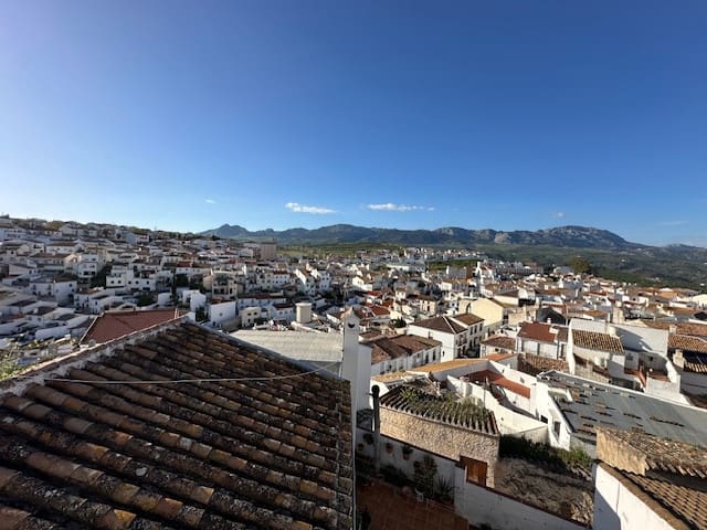 Casa de 3 habitaciones en Colmenar en venta - 76.000 € (Ref: 8918343)