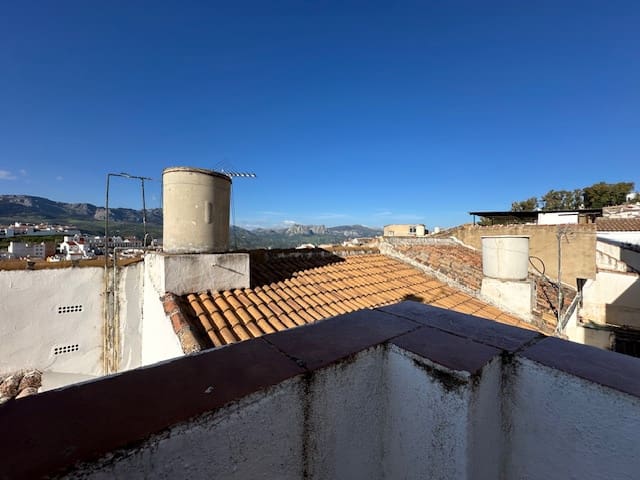 Casa de 3 habitaciones en Colmenar en venta - 76.000 € (Ref: 8918343)